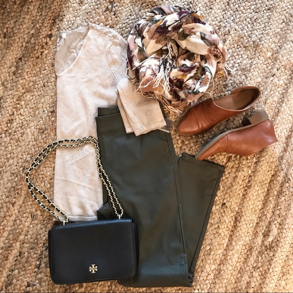 🌿ONE LEFT High Waisted Faux Leather Skinny Pants - Picture 3 of 4